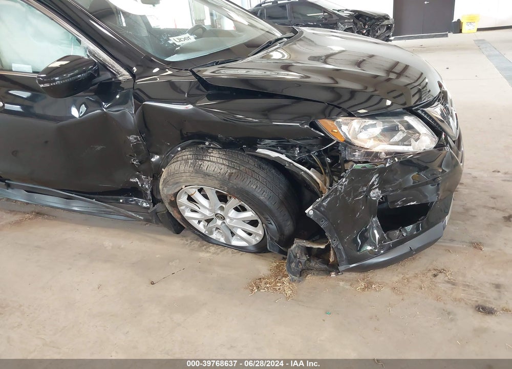 2020 NISSAN ROGUE SV FWD VIN: JN8AT2MT5LW010072