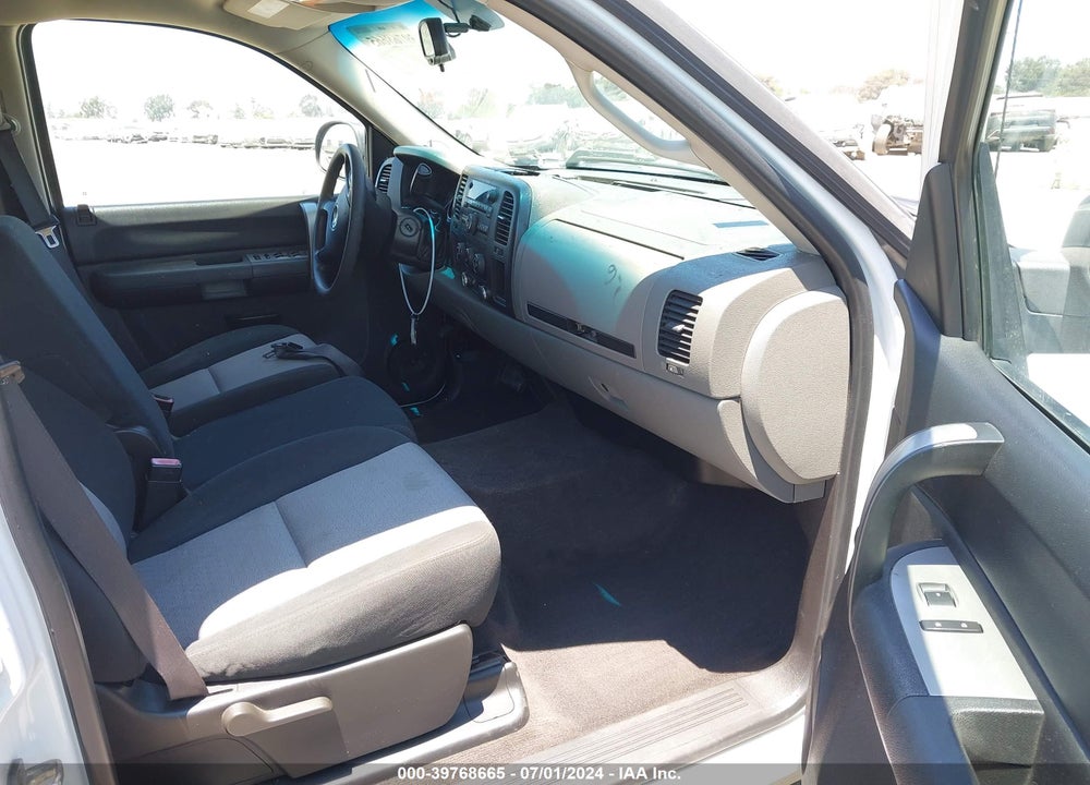2008 CHEVROLET SILVERADO 1500 LS VIN: 3GCEC13CX8G103068