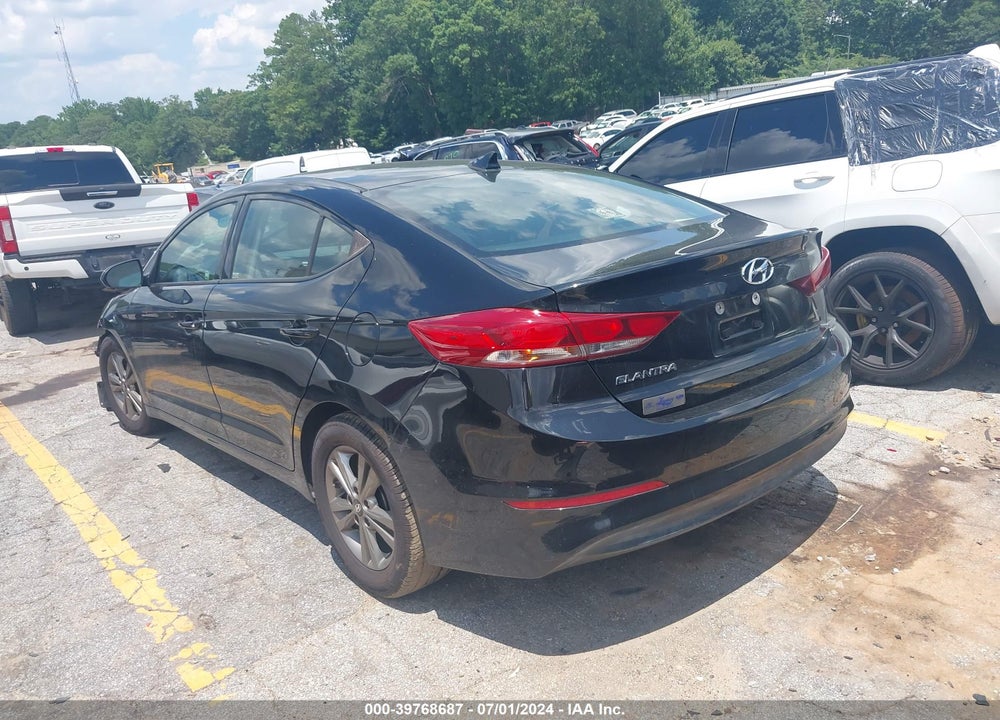 2018 HYUNDAI ELANTRA SEL VIN: 5NPD84LF6JH318517