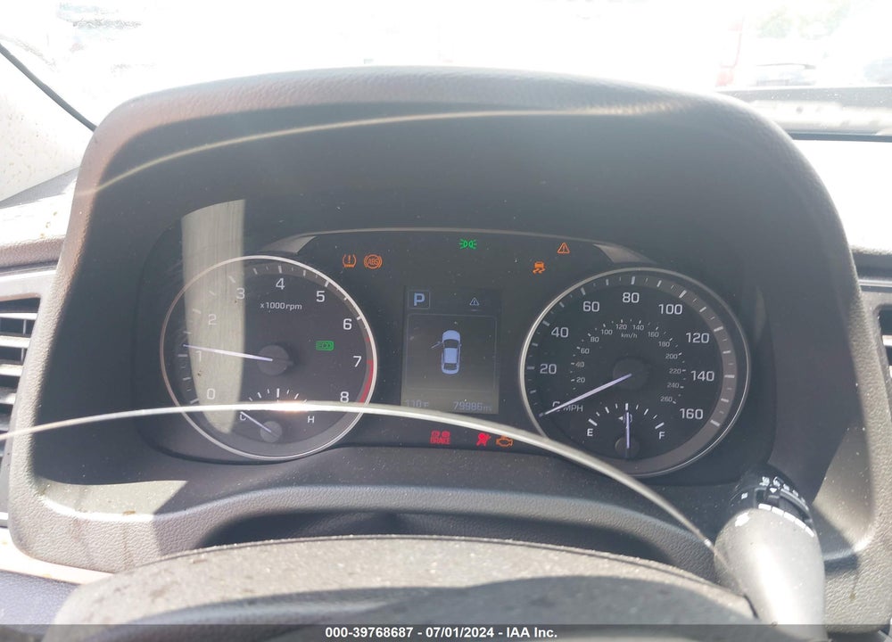2018 HYUNDAI ELANTRA SEL VIN: 5NPD84LF6JH318517