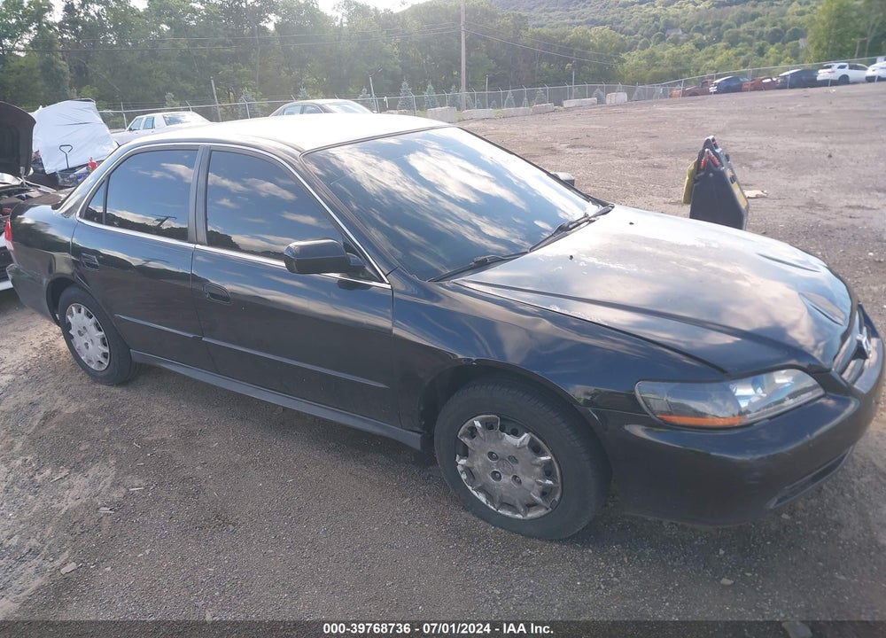 2001 HONDA ACCORD 2.3 LX VIN: 1HGCG66561A009233