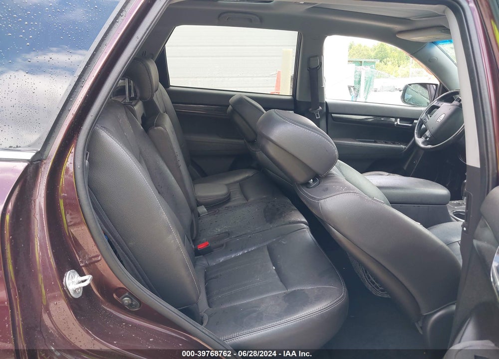 2012 KIA SORENTO SX V6 VIN: 5XYKW4A21CG192977