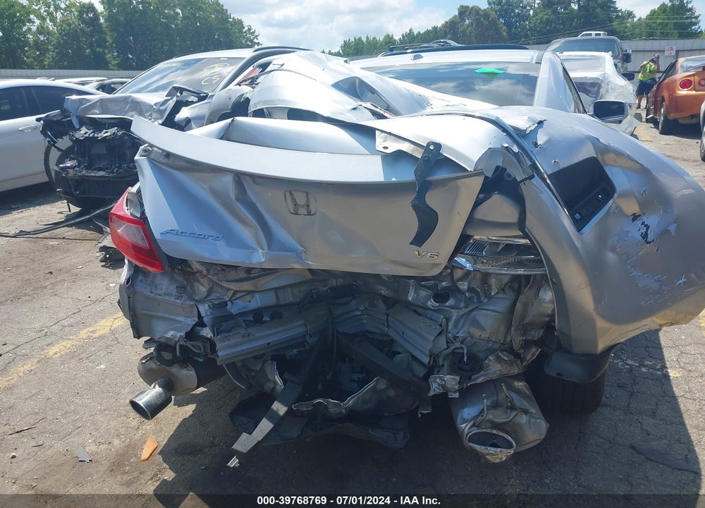 2015 HONDA ACCORD EX-L V-6 VIN: 1HGCT2B8XFA001230