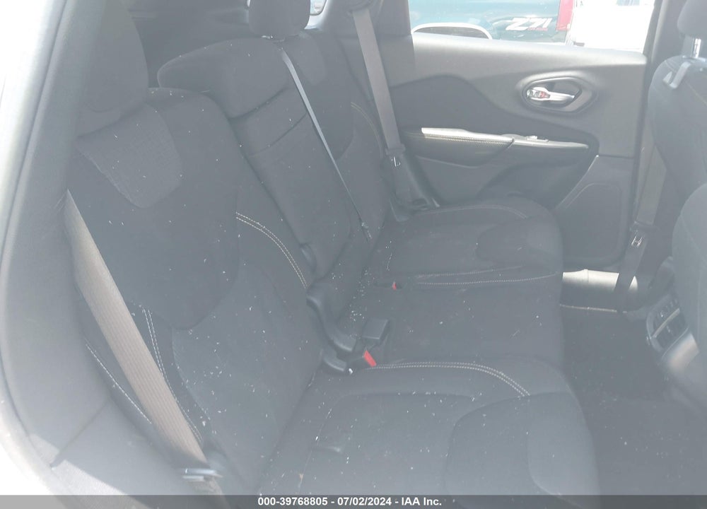 2016 JEEP CHEROKEE LATITUDE VIN: 1C4PJLCBXGW302834