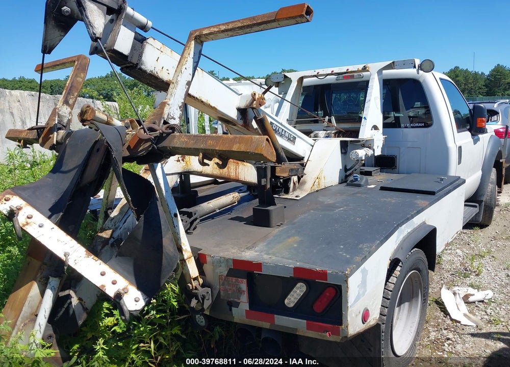 2014 FORD F-550 CHASSIS XL VIN: 1FDUF5HT7EEB36322