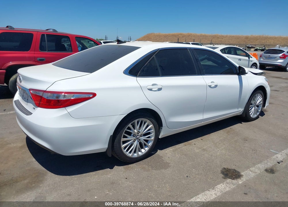 2017 TOYOTA CAMRY LE VIN: 4T1BF1FK4HU777853