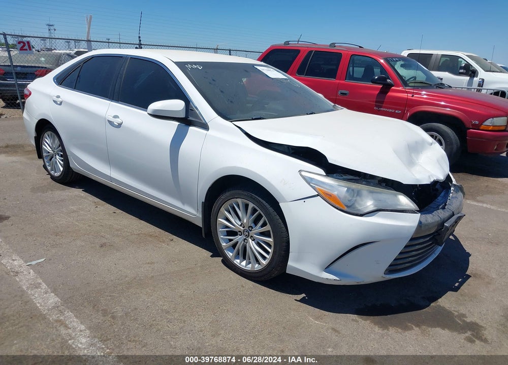 2017 TOYOTA CAMRY LE VIN: 4T1BF1FK4HU777853
