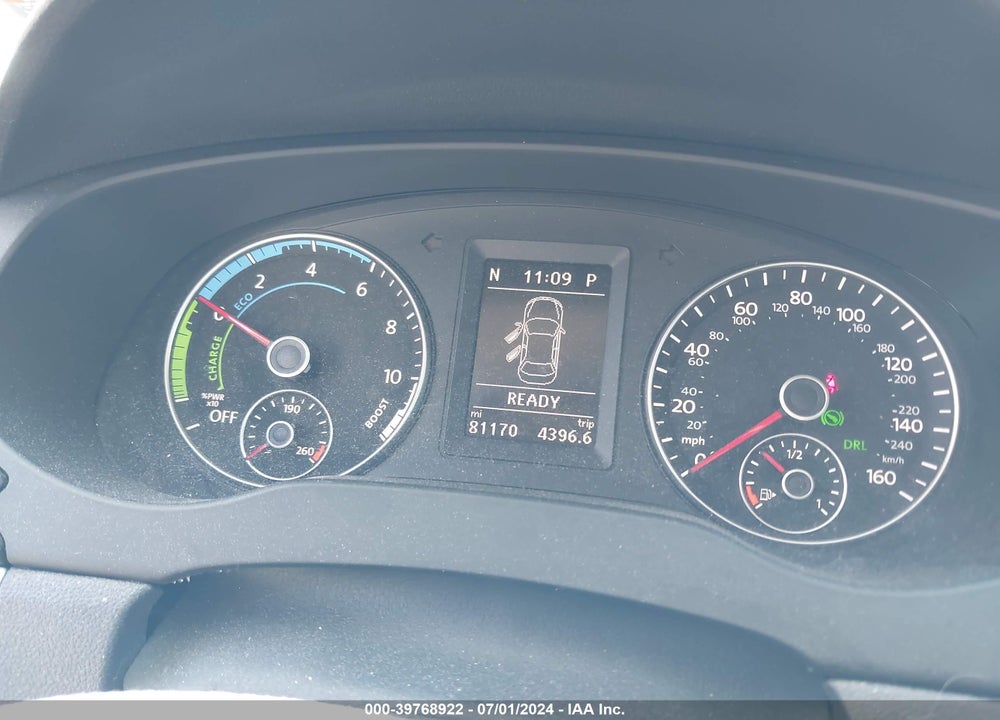 2013 VOLKSWAGEN JETTA HYBRID SEL VIN: 3VW637AJ9DM251763