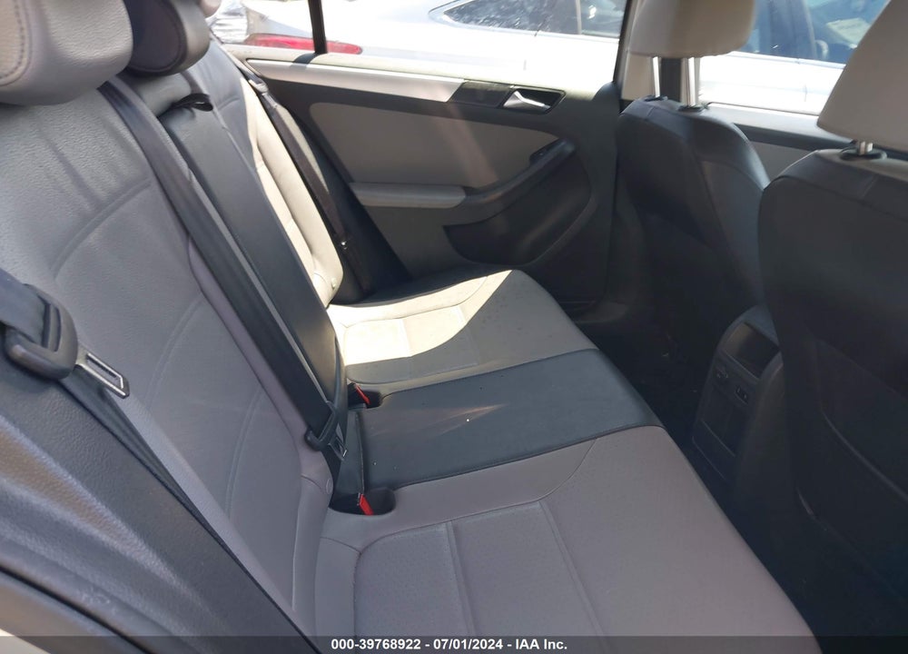 2013 VOLKSWAGEN JETTA HYBRID SEL VIN: 3VW637AJ9DM251763