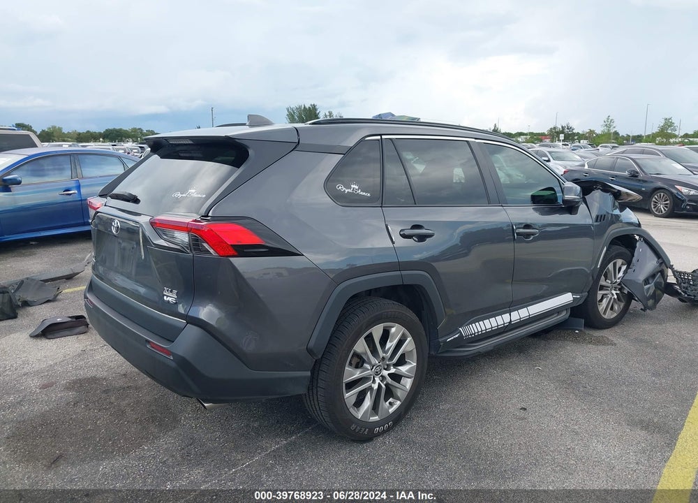2021 TOYOTA RAV4 XLE PREMIUM VIN: 2T3C1RFV8MC170952
