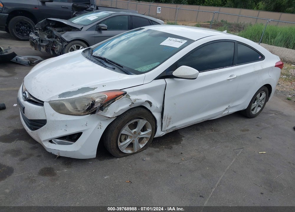 2013 HYUNDAI ELANTRA VIN: KMHDH6AE9DU003285