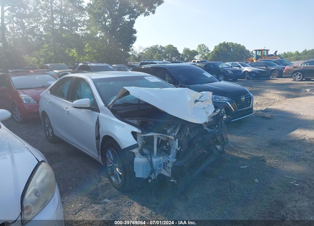 2017 TOYOTA CAMRY SE VIN: 4T1BF1FK3HU271107