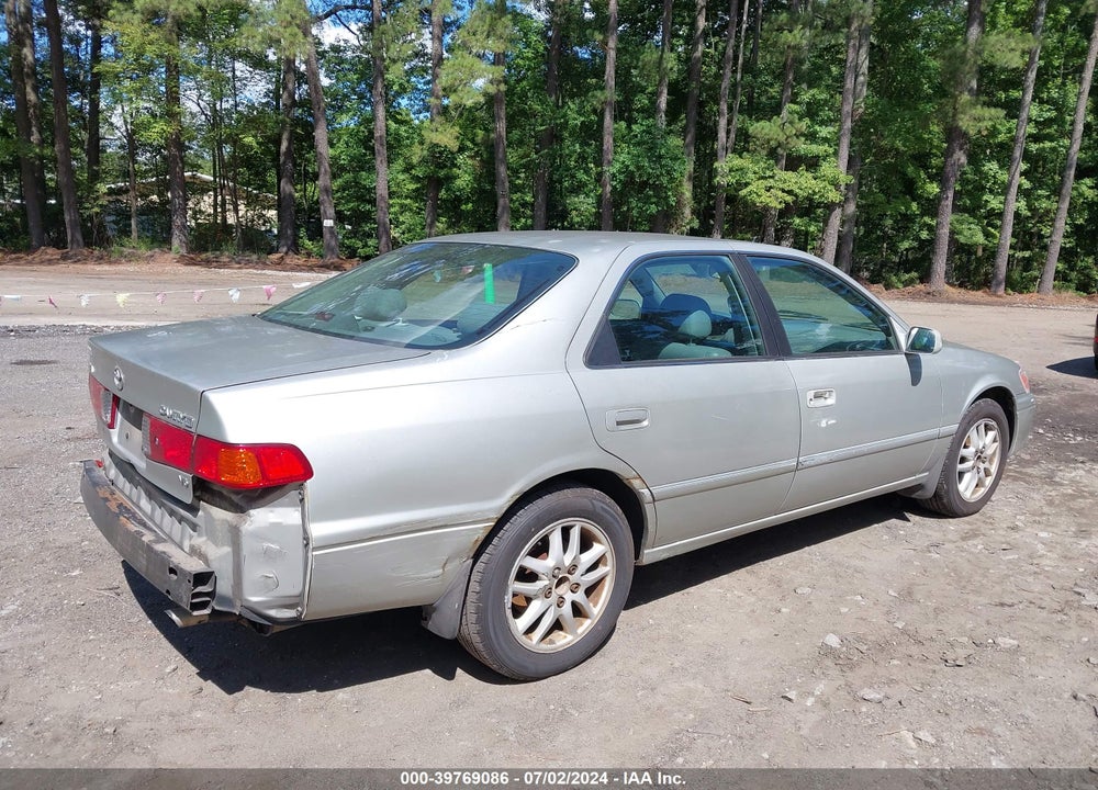 2001 TOYOTA CAMRY XLE V6 VIN: 4T1BF28KX1U128678