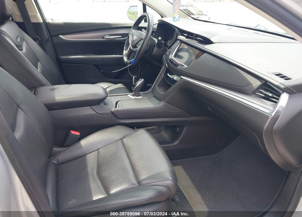 2019 CADILLAC XT5 PREMIUM LUXURY VIN: 1GYKNFRS4KZ180030