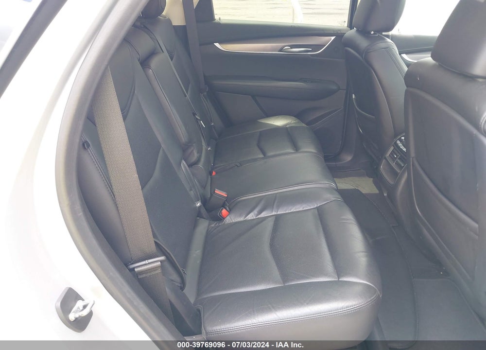 2019 CADILLAC XT5 PREMIUM LUXURY VIN: 1GYKNFRS4KZ180030