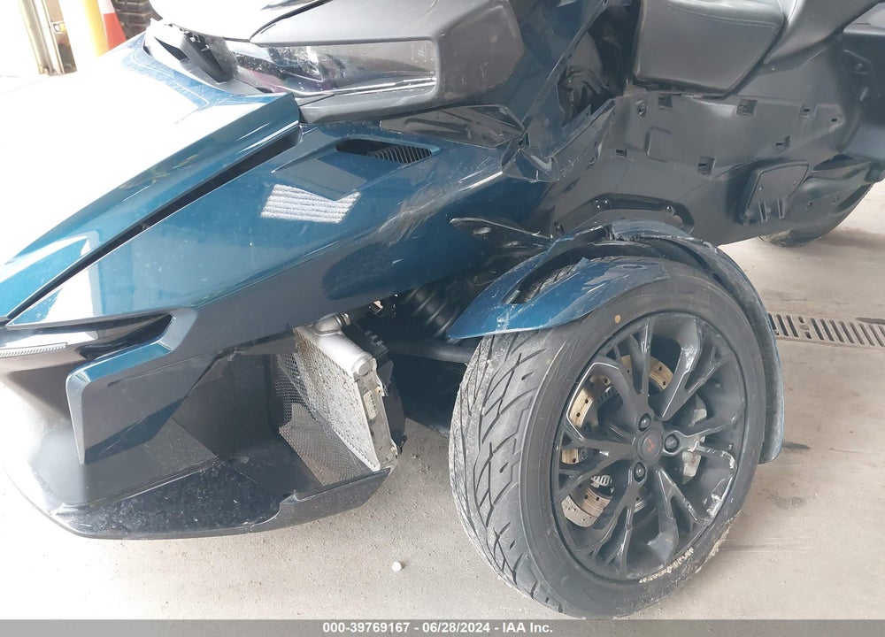 2021 CAN-AM SPYDER ROADSTER RT/RT LIMITED VIN: 2BXNBDD24MV001187
