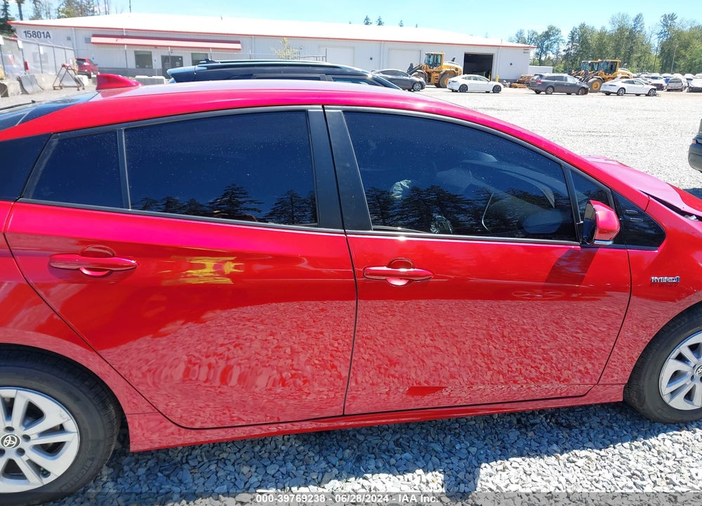2018 TOYOTA PRIUS THREE VIN: JTDKARFU5J3553649