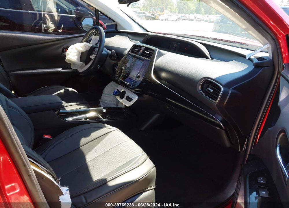 2018 TOYOTA PRIUS THREE VIN: JTDKARFU5J3553649