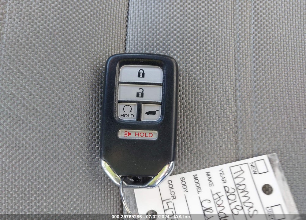 2018 HONDA CR-V EX VIN: 7FARW2H58JE081578