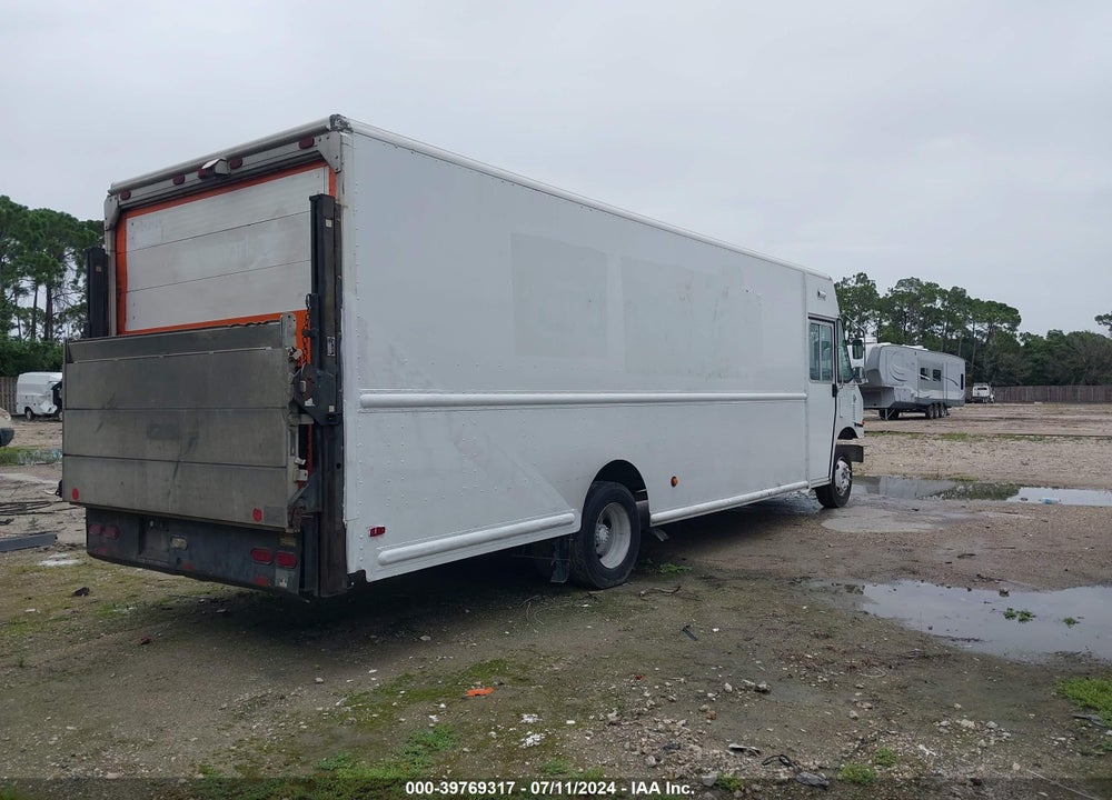 2008 FREIGHTLINER CHASSIS M LINE WALK-IN VAN VIN: 4UZAARDU78CZ90878