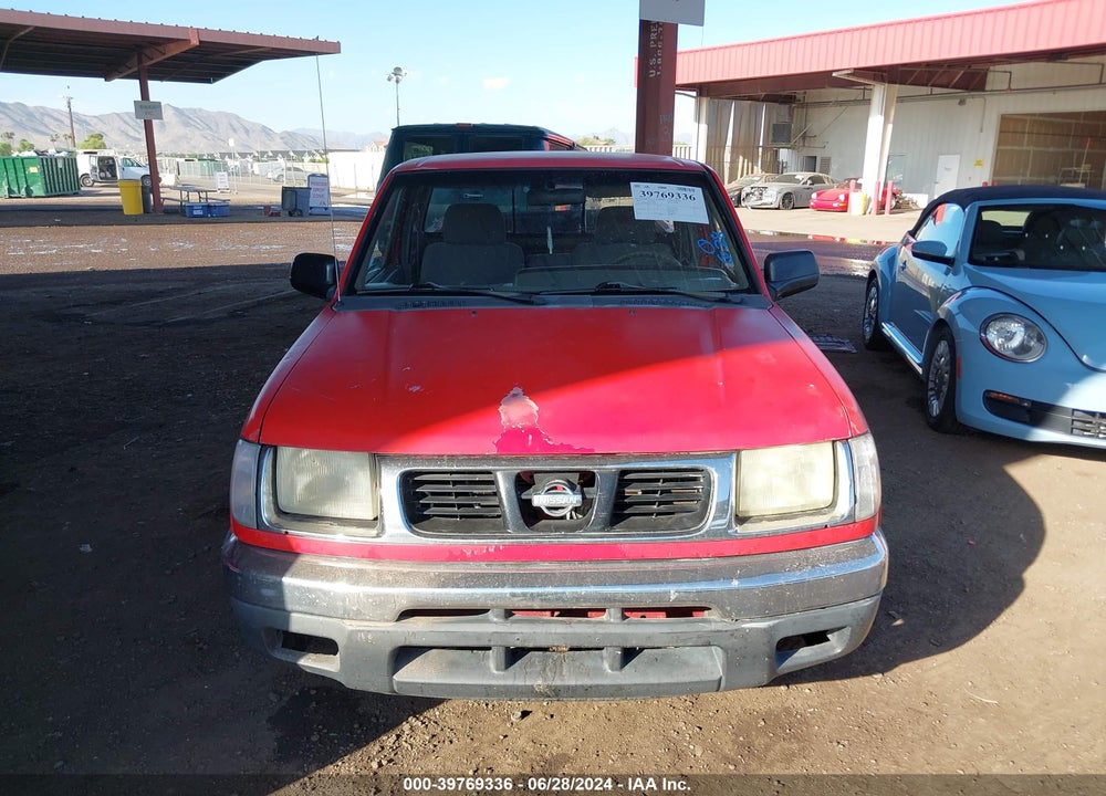 2000 NISSAN FRONTIER XE VIN: 1N6DD26S2YC379293