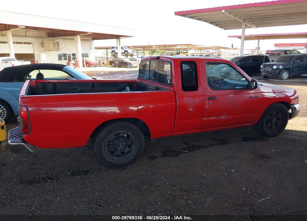 2000 NISSAN FRONTIER XE VIN: 1N6DD26S2YC379293
