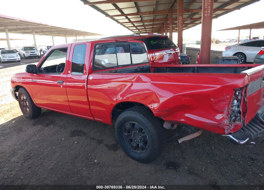 2000 NISSAN FRONTIER XE VIN: 1N6DD26S2YC379293