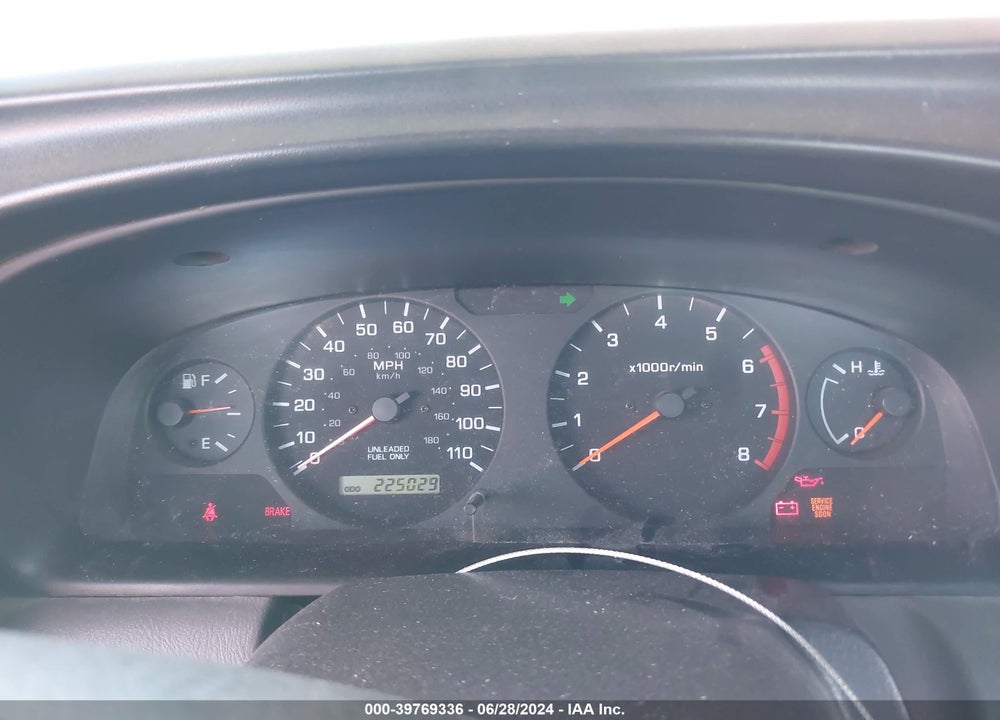 2000 NISSAN FRONTIER XE VIN: 1N6DD26S2YC379293