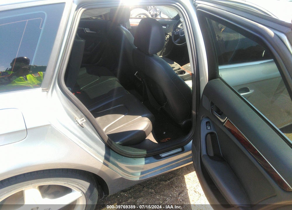 2010 AUDI A4 2.0T PREMIUM VIN: WAUWFBFL9AA137369