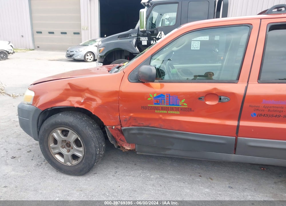 2005 FORD ESCAPE XLS VIN: 1FMYU92Z25KC51827