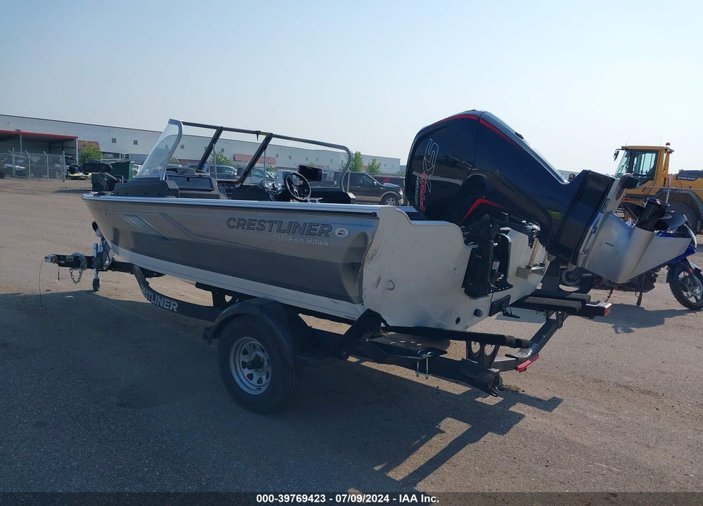 2021 CRESTLINER 1750 FISH HAWK & TRAILER VIN: CRCFM234D121