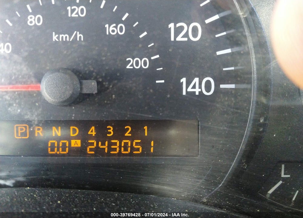 2005 NISSAN TITAN XE VIN: 1N6AA06B35N513647