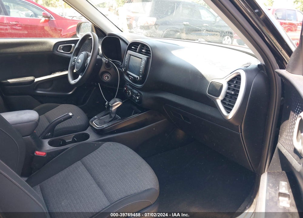 2021 KIA SOUL !/+/S VIN: KNDJ23AU0M7751811