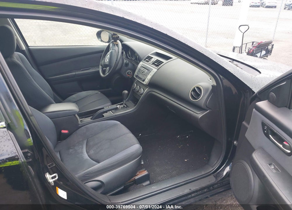2011 MAZDA 6 I SPORT VIN: 1YVHZ8BH8B5M20535