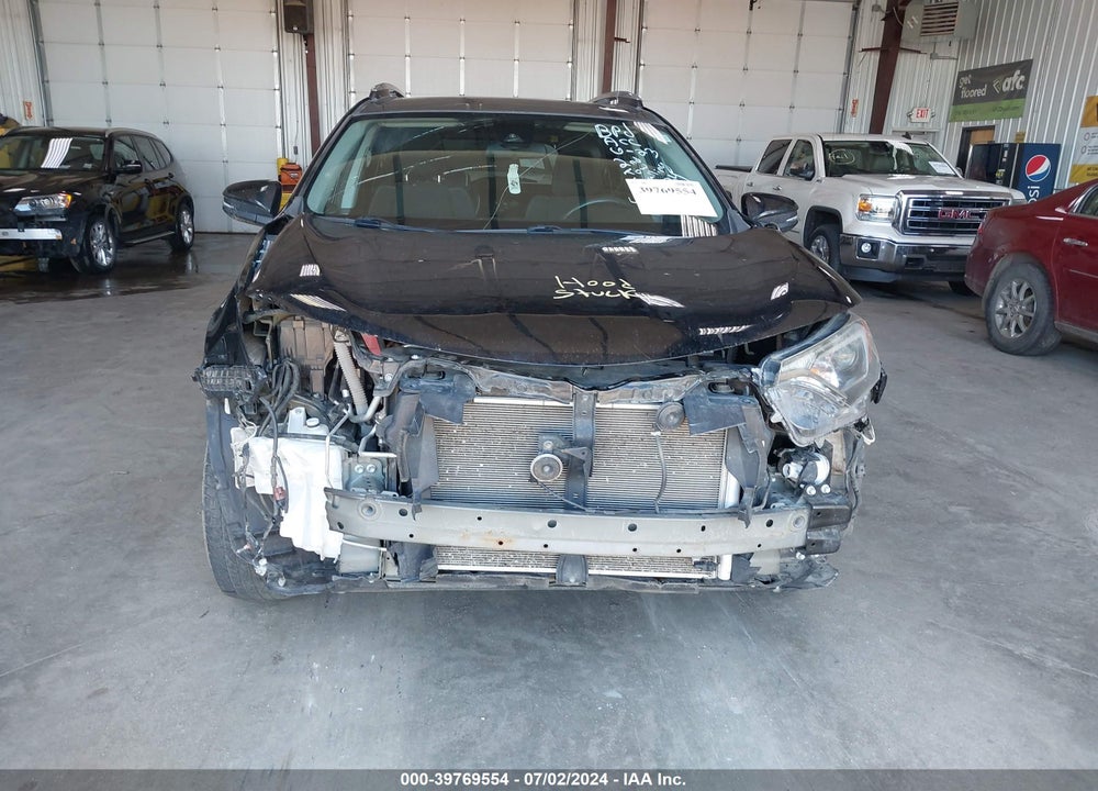2018 TOYOTA RAV4 XLE VIN: 2T3RFREVXJW767236