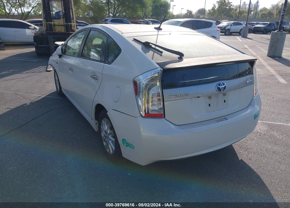 2015 TOYOTA PRIUS PLUG-IN VIN: JTDKN3DPXF3068137