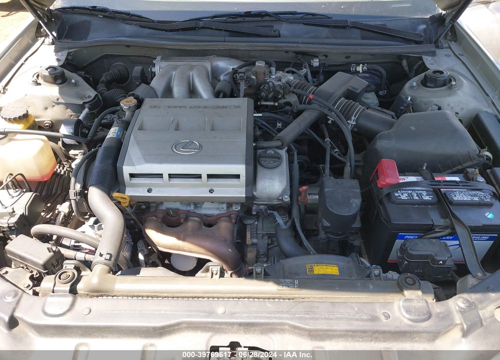 1998 LEXUS ES 300 VIN: JT8BF28GXW5023185