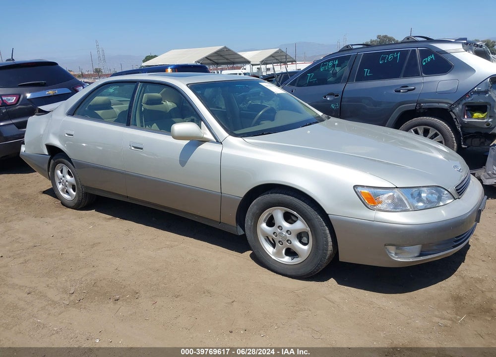1998 LEXUS ES 300 VIN: JT8BF28GXW5023185