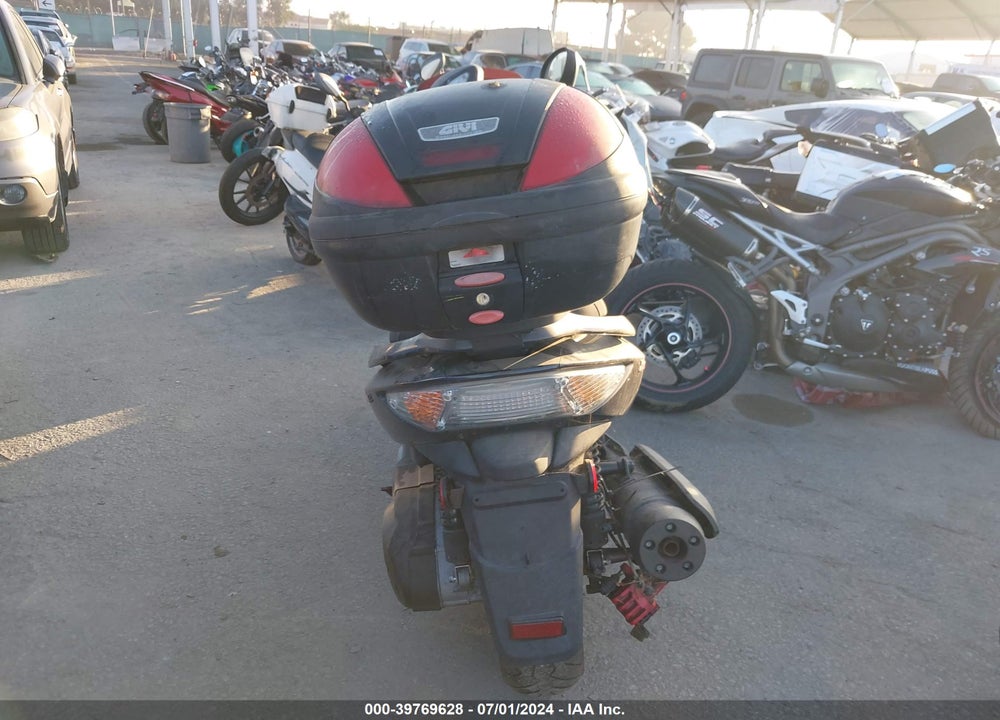 2017 KYMCO USA INC XCITING 500RI VIN: RFBT7S384HB950368