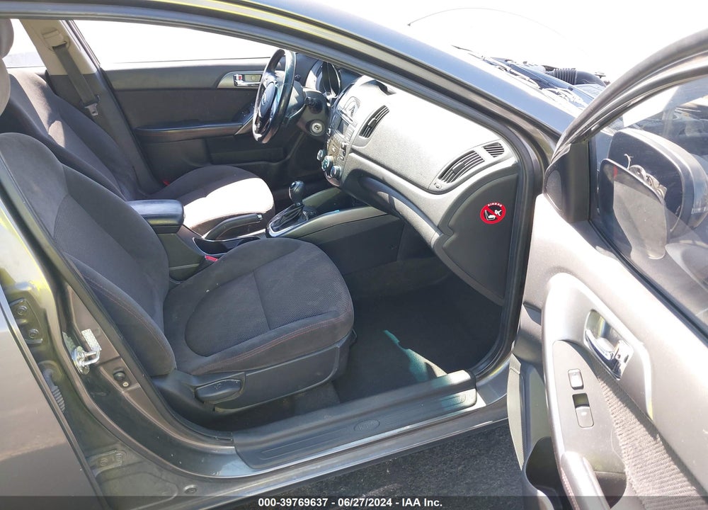 2013 KIA FORTE SX VIN: KNAFW5A38D5693033