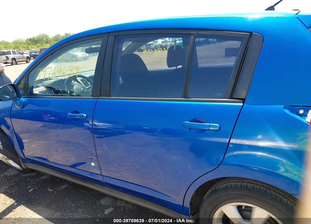2007 NISSAN VERSA 1.8SL VIN: 3N1BC13E17L421089