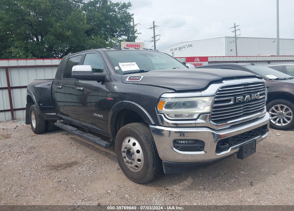 2019 RAM 3500 LAIE MEGA CAB 4X4 6'4 BOX VIN: 3C63RRML0KG536898