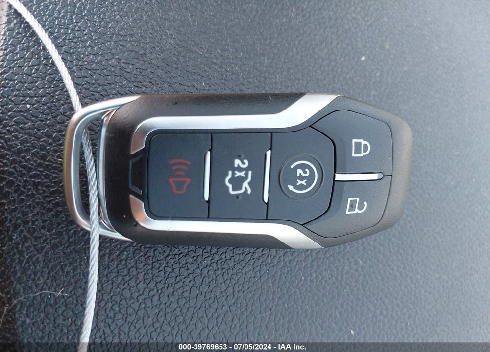 2016 FORD EXPLORER XLT VIN: 1FM5K7D88GGB11269