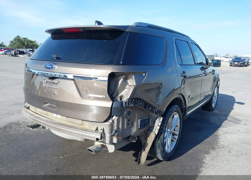 2016 FORD EXPLORER XLT VIN: 1FM5K7D88GGB11269