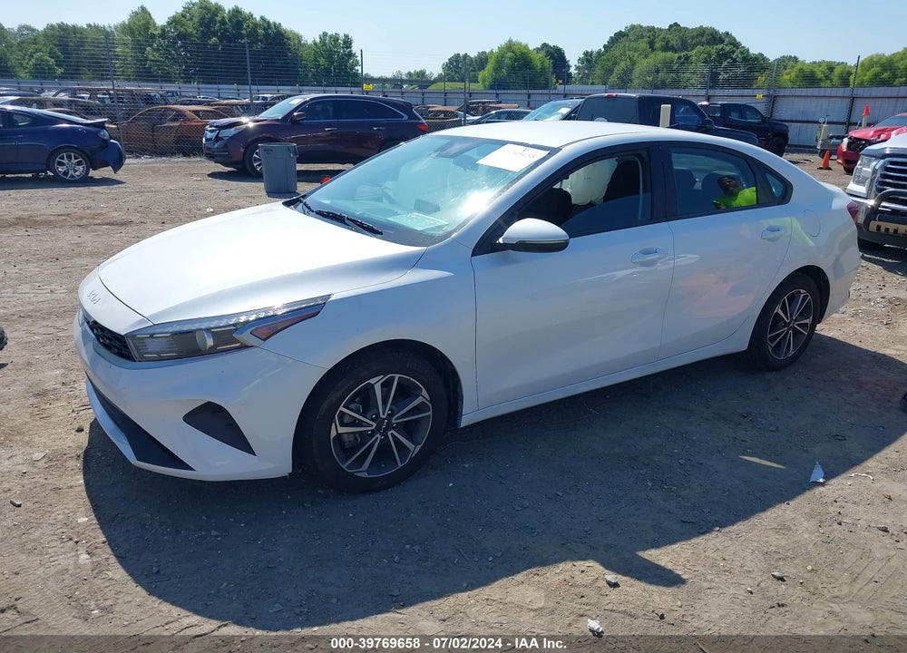 2023 KIA FORTE LXS VIN: 3KPF24AD4PE552275