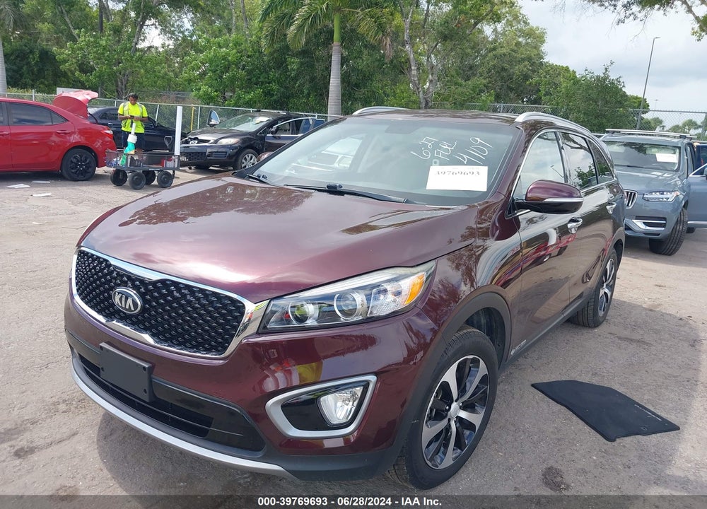 2017 KIA SORENTO 3.3L EX VIN: 5XYPHDA51HG204109