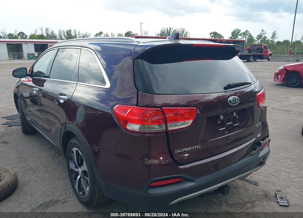 2017 KIA SORENTO 3.3L EX VIN: 5XYPHDA51HG204109