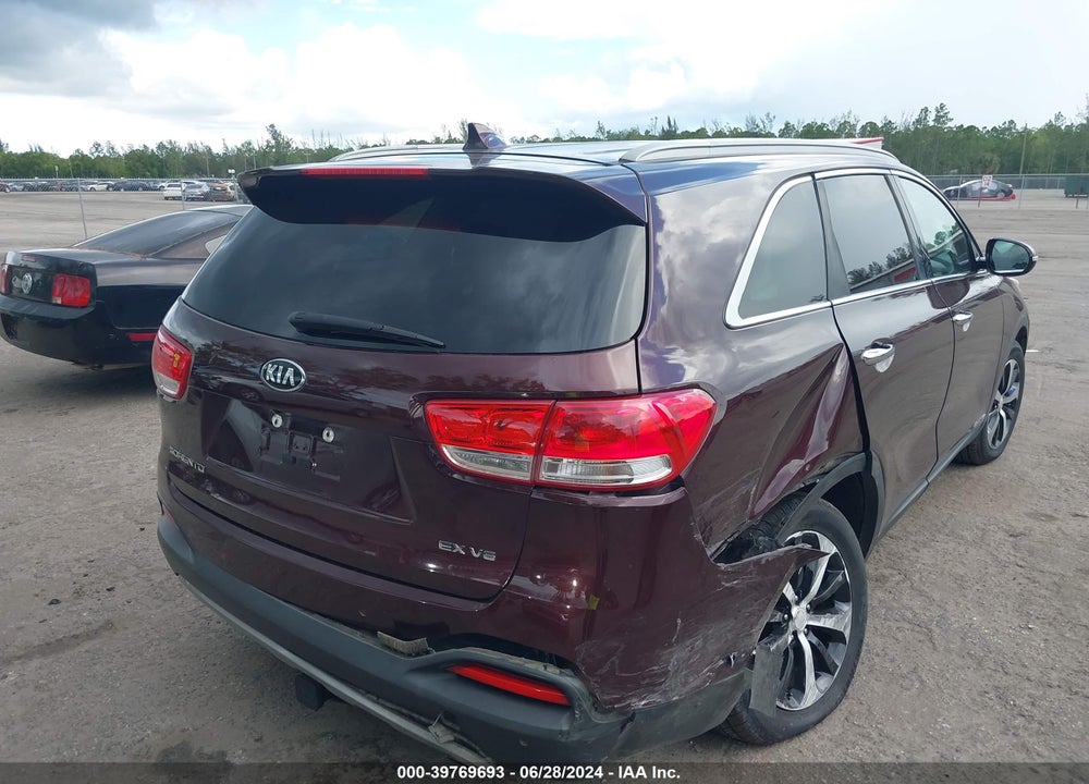 2017 KIA SORENTO 3.3L EX VIN: 5XYPHDA51HG204109