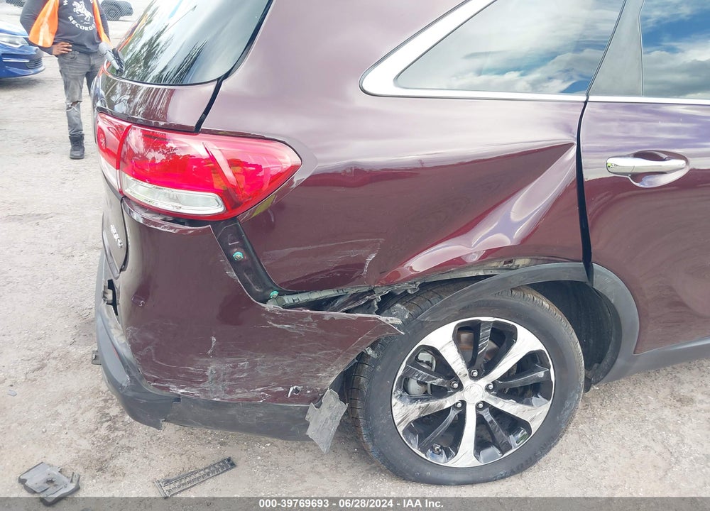 2017 KIA SORENTO 3.3L EX VIN: 5XYPHDA51HG204109