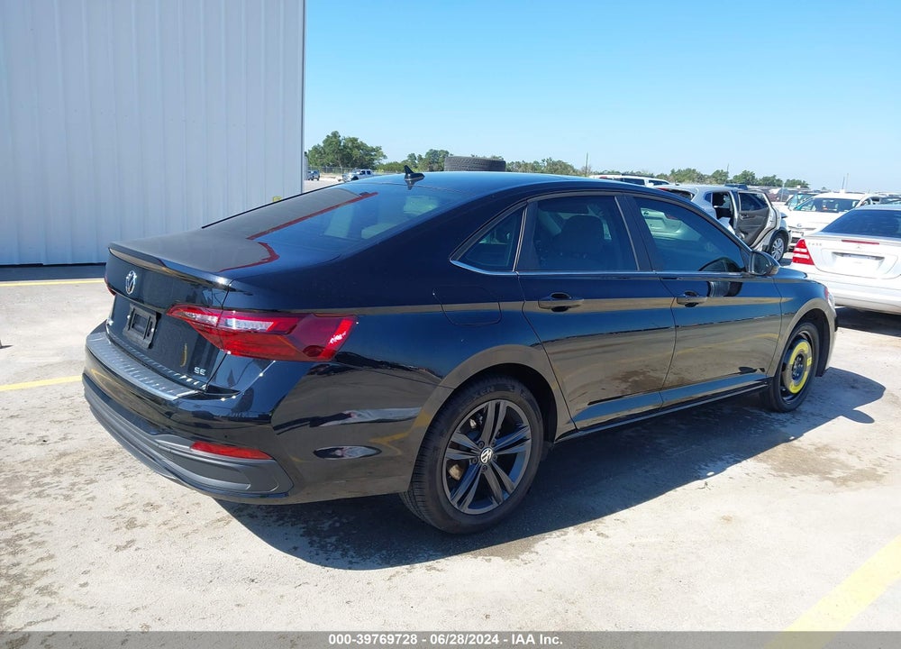 2024 VOLKSWAGEN JETTA 1.5T SE VIN: 3VW7M7BU1RM051851